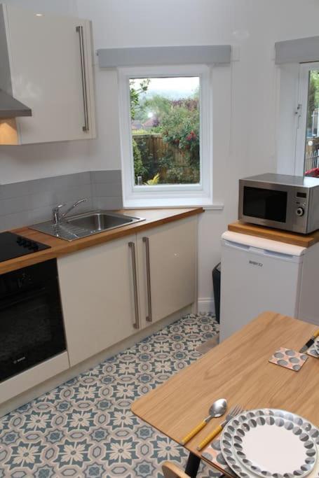 Hideaway Between Coast And Moors In A Beautiful Village Apartment Sleights Экстерьер фото
